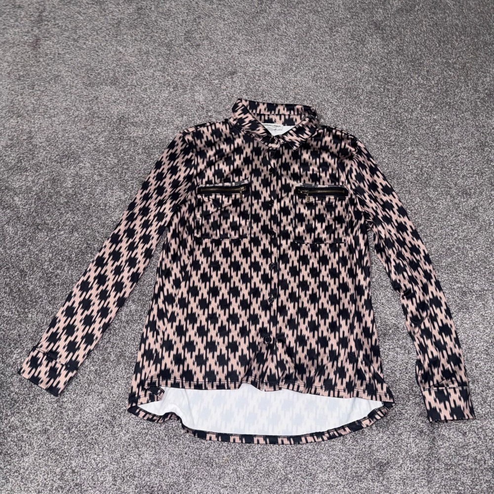 Sabrina Lauren Tan & Black Geometric Pattern Long Sleeve Button Down Petite S